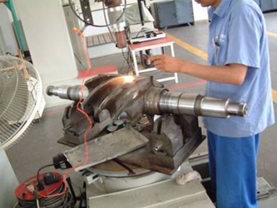 用激光仿形熔覆技術恢復轉子的尺寸及表面性能