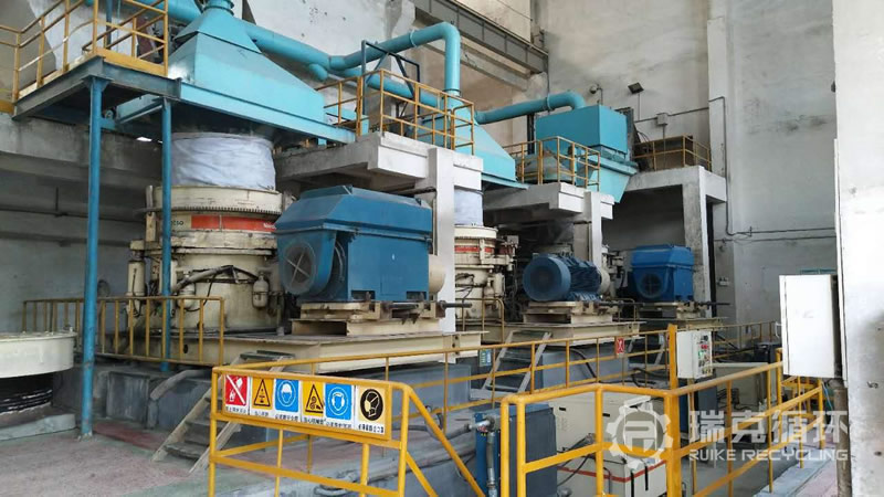 維修美卓Hp500圓錐破碎機（圓磨）定錐外螺紋及下錐面