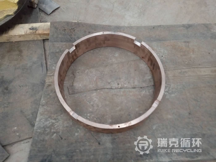 洛陽瑞克科技出售一臺二手HP400多缸圓錐破（頑石破）