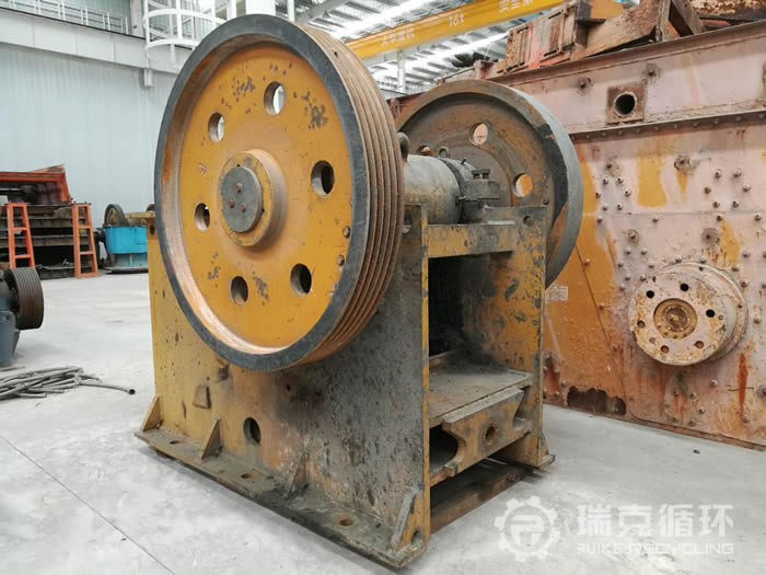 出售二手黎明PE600x900顎式破碎機