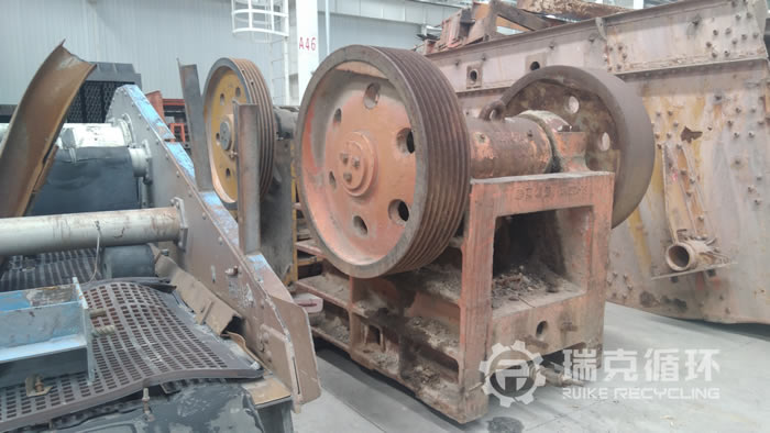 出售二手500*700顎式破碎機一臺