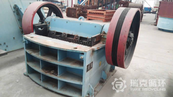 出售二手洛陽大華PEX250*1200復擺顎式破碎機