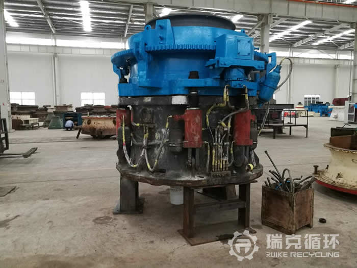 二手HP300多缸液壓圓錐破碎機出售
