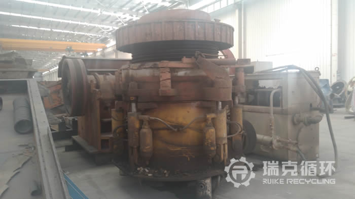 出售PYH-3C多缸圓錐破碎機(jī)一臺(tái)