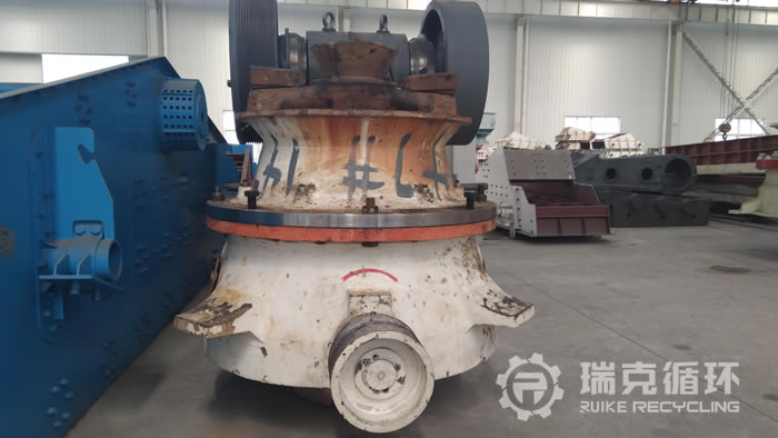 出售康達利德CF300圓錐破碎機一臺