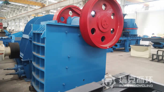 出售二手750x1060顎式破碎機(jī)