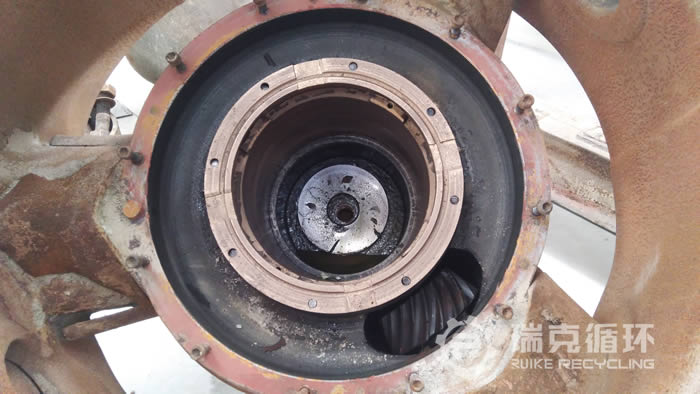 GP100圓錐破碎機維修