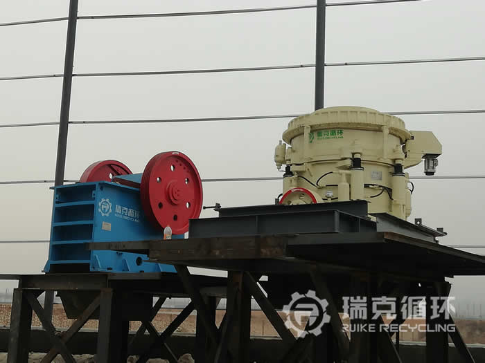 PE600X900顎破+HP300多缸圓錐河卵石破碎案例