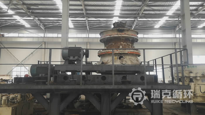 出售二手美卓GP300S圓錐破碎機