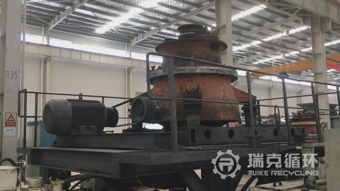 出售二手大宏立GP300圓錐破碎機