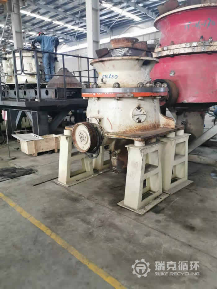 美卓GP100單缸圓錐破維修