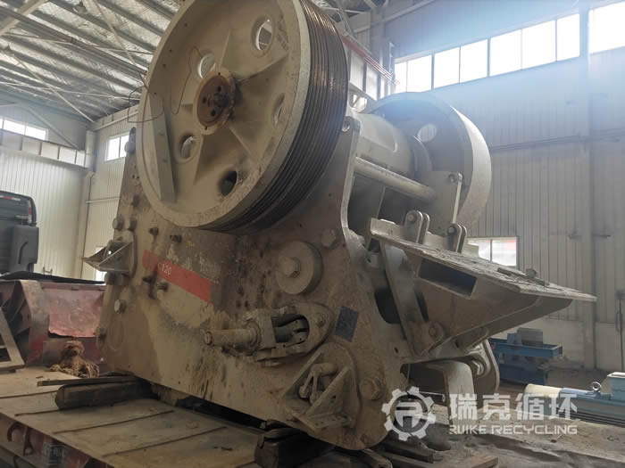 洛陽瑞克維修美卓C120顎式破碎機(jī)