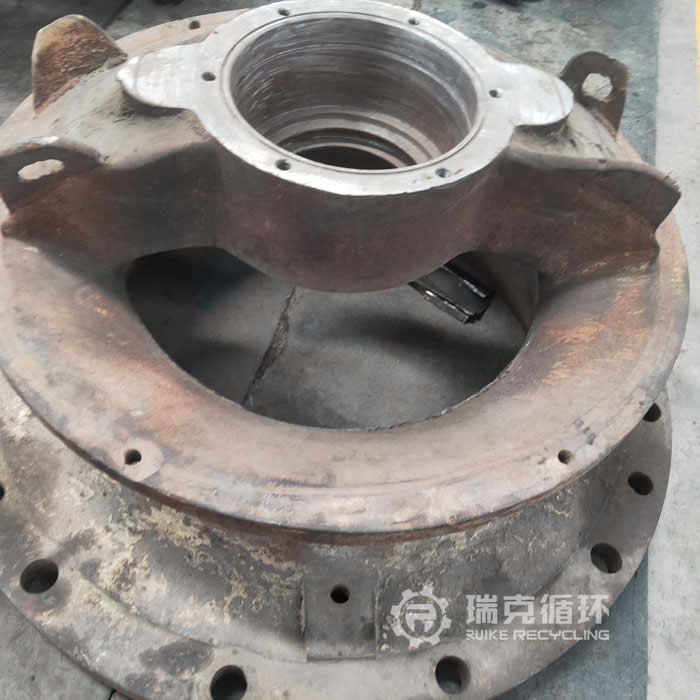 美卓GP100圓錐破碎機維修