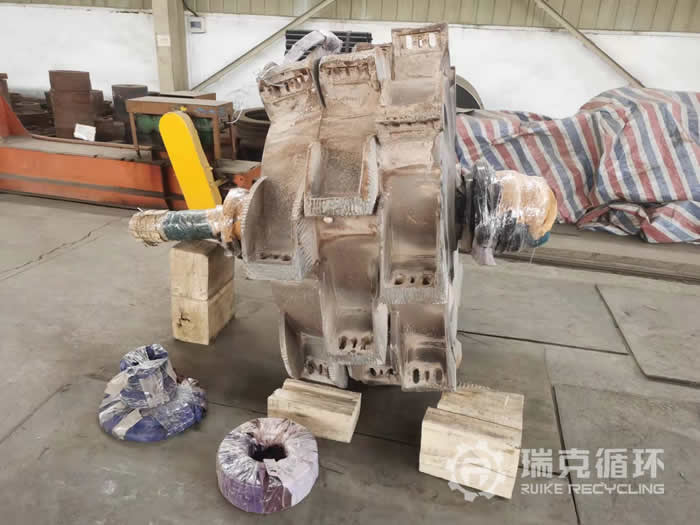 PFL1750復合破碎機轉子部維修