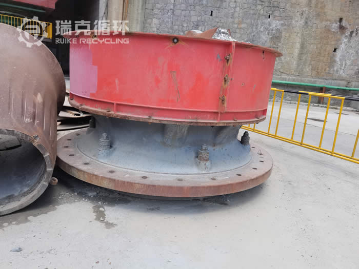 山特CH870圓錐破碎機維修