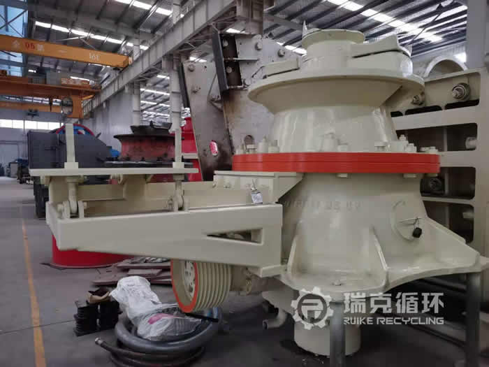 出售檢修完成的二手大華GPY100圓錐破碎機