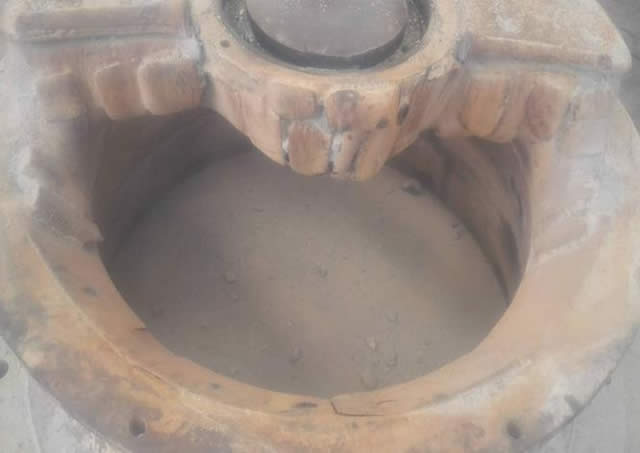 維修美卓GP300系列圓錐機架體