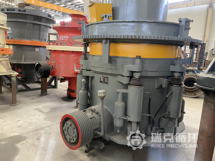 二手HPC220多缸圓錐破碎機待售